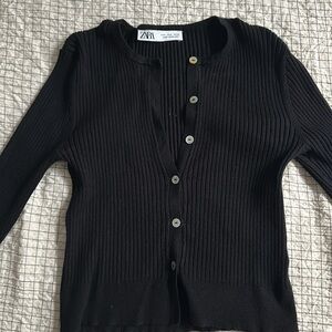 Ribbed cropped sweater